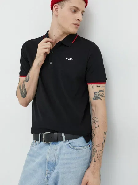 Тениска с яка HUGO черно