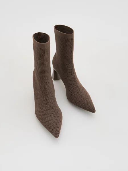 Reserved Ботильйони на кавовий 