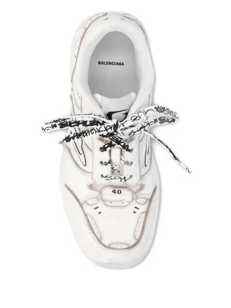 Top Balenciaga