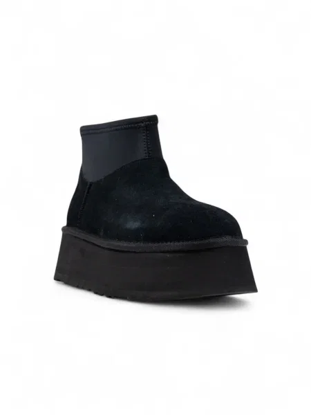 Škornji Ugg črna