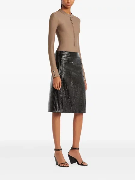 Body Courreges maro