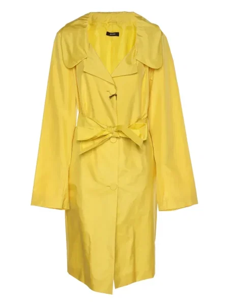 Palton Person-a galben