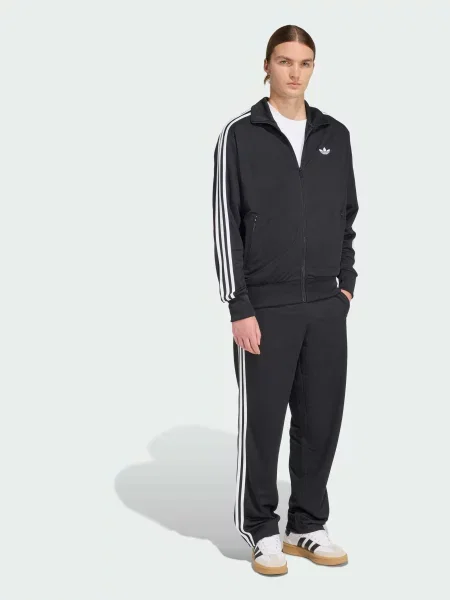 Повседневные переработанный брюки Adidas черные