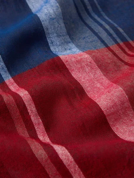 Szal z z frędzlami Christian Berg Men czerwona
