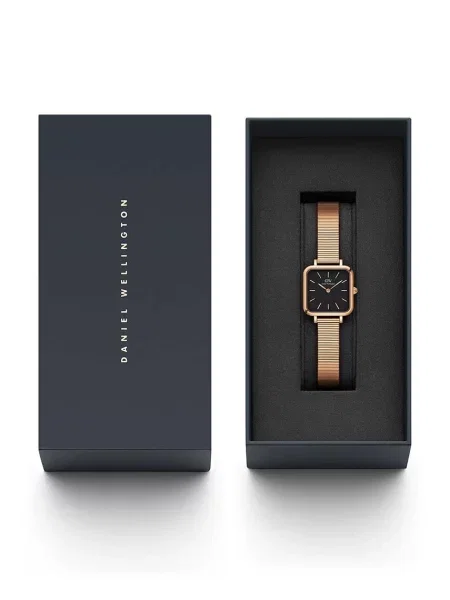 Часы Daniel Wellington розовые