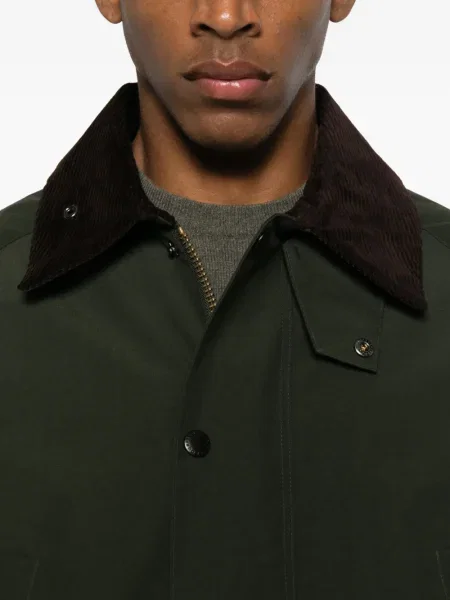 Яке Barbour зелено