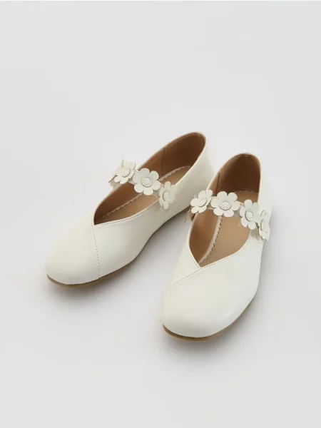 Балетки Reserved в цветочек белые