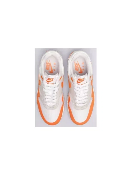 Pantofi Nike portocaliu