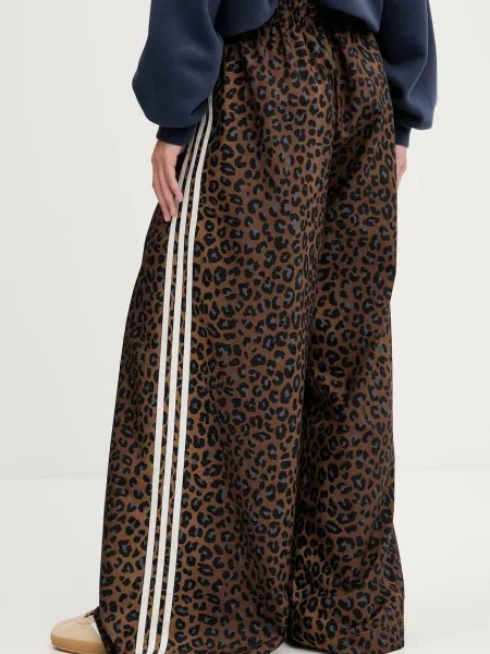 Adidas Originals spodnie dresowe wzorzyste brązowy