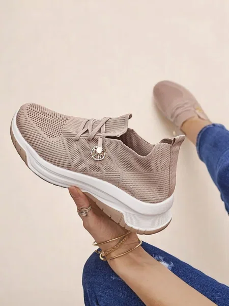 Slip on tenisky Resti bílé