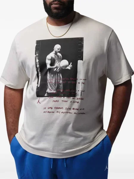 Koszulka Jordan z nadrukiem biała