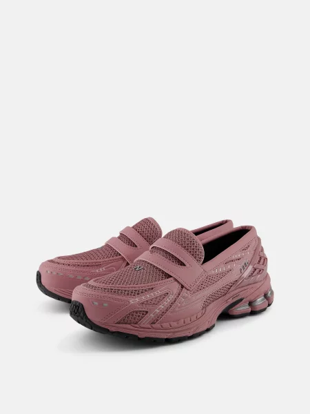 Мокасины New Balance с сеткой в сеточку розовые