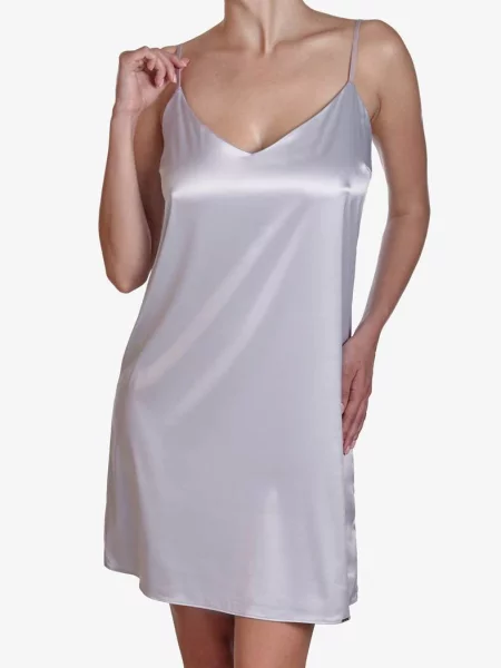 Атласная сорочка на бретельках сіра