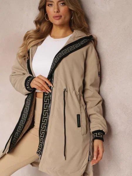 Ciemnobeżowa Kurtka Parka z Geometrycznym Wzorem na Kapturze i Rękawach Lidya brązowa