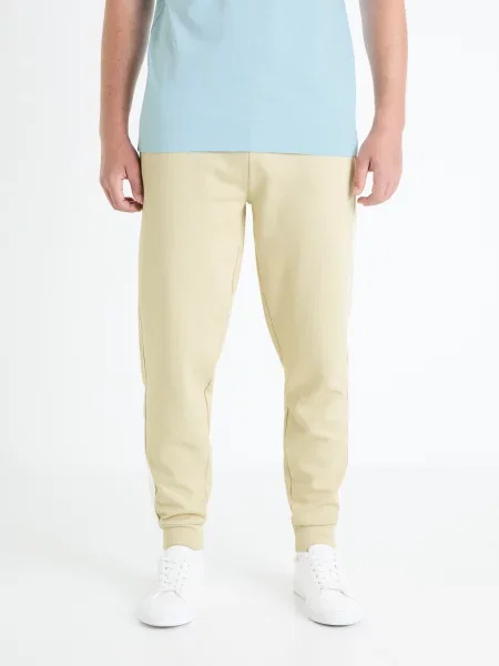 Pantaloni de trening Celio