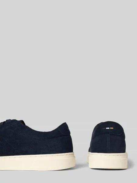 Sneakersy w niskim kroju z czystego nubuku bydlęcego Model Kieran_Tenn_wcsd' Boss granatowe