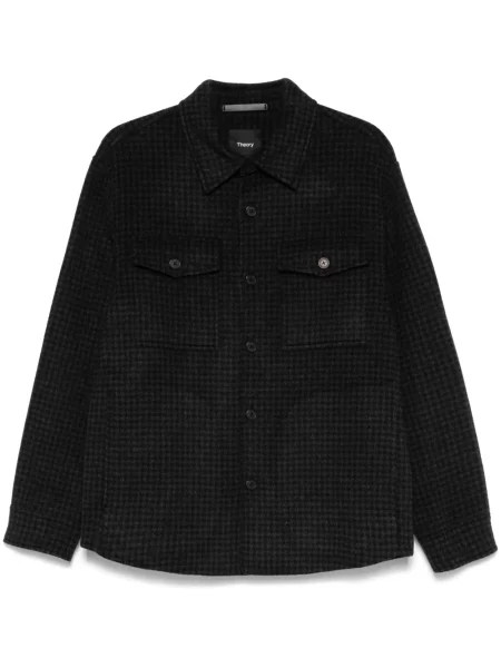 Яке Theory черно