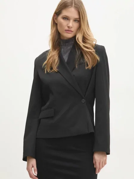 Сако Answear Lab с двуредно закопчаване с изчистен дизайн черно