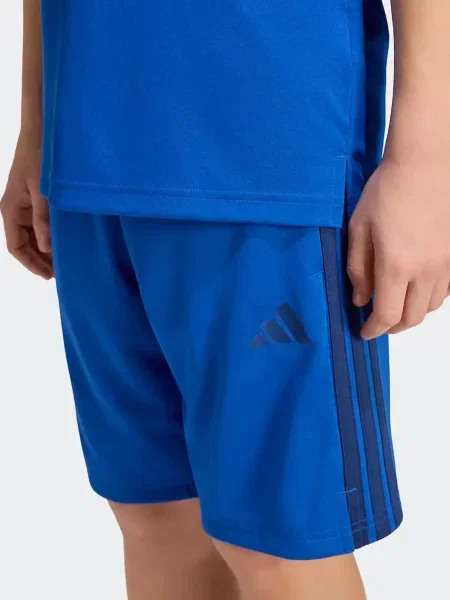 Детские шорты Adidas