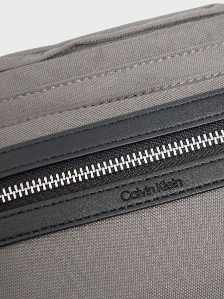 Поясна сумка Calvin Klein сіра