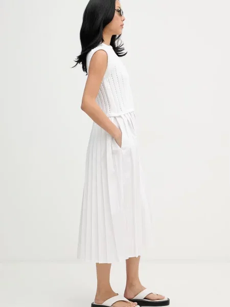 Iceberg rochie evazată bej