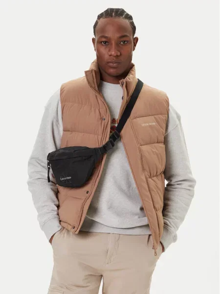 Calvin Klein Torbica za okrog pasu﻿ Bold Waistbag črna