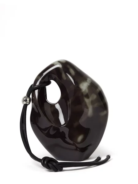 Body Published By brązowy