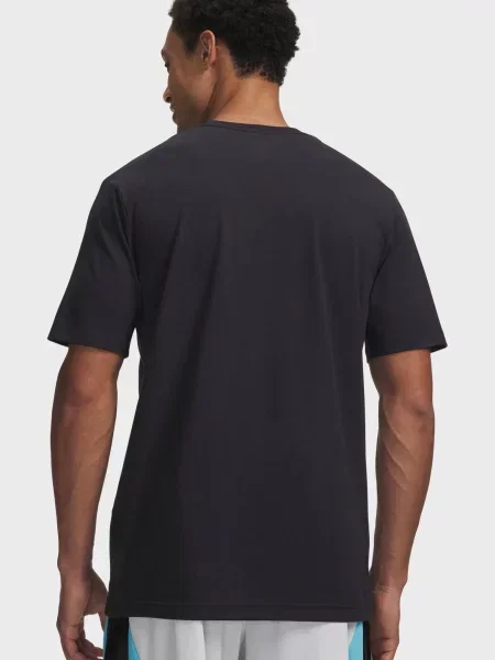 Футболка Under Armour чорна