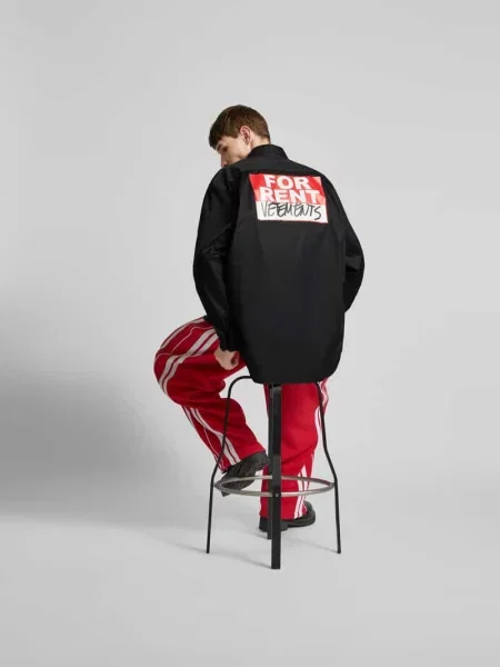 Koszula casualowa o kroju relaxed fit z bawełny Vetements czarna