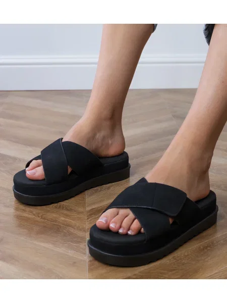 Papuci Gemre cu platformă negru