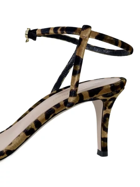 Sandale Gianvito Rossi de catifea cu imagine cu model leopard maro