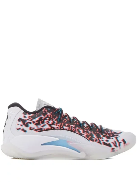 Sneakerși Jordan alb