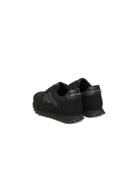 Sneakersy Armani Exchange čierna