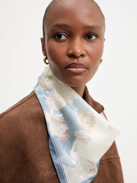 Svilena marama Answear.LAB iz kolekcije Unscripted plava