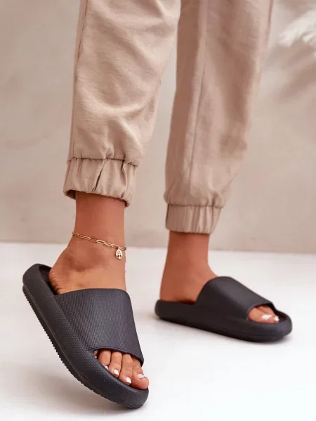 Lahka copati Boto črna