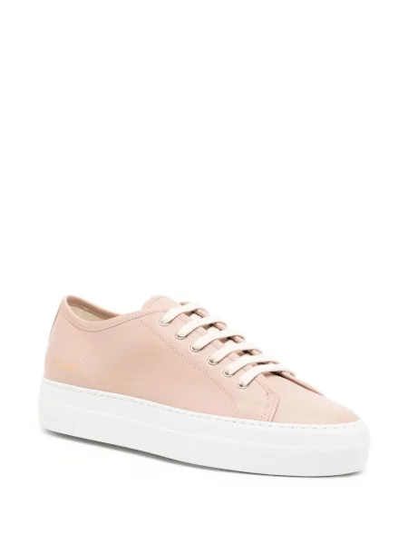 Tenisky Common Projects na platformě hnědé