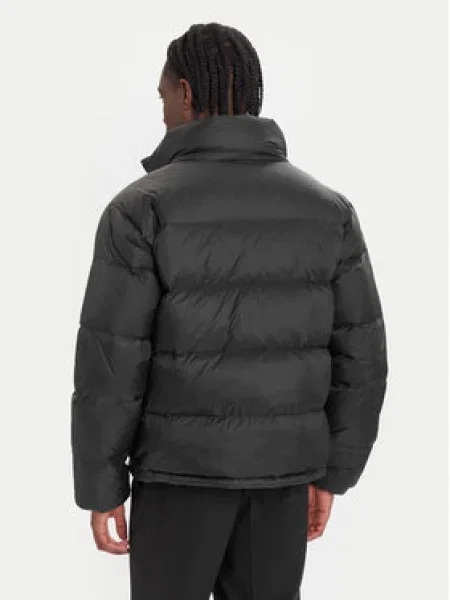 Pehelydzseki Calvin Klein fekete