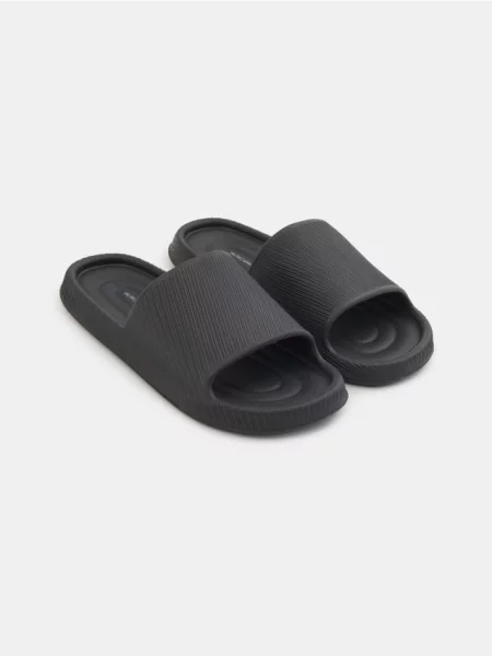 Sinsay Klapki czarny