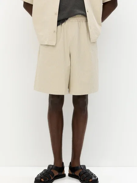 Pull&Bear Pantaloni nisipiu