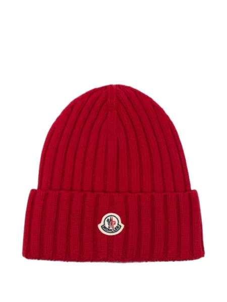 Căciulă Moncler tricotate cu autograf roșu