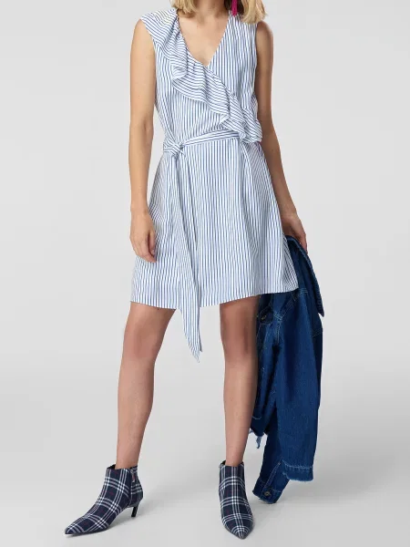 Rochie Trendyol cu dungi cu volane alb