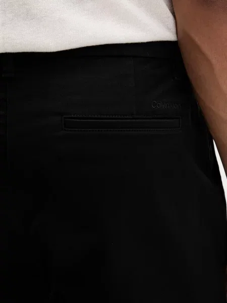 Calvin Klein Rövidnadrág fekete