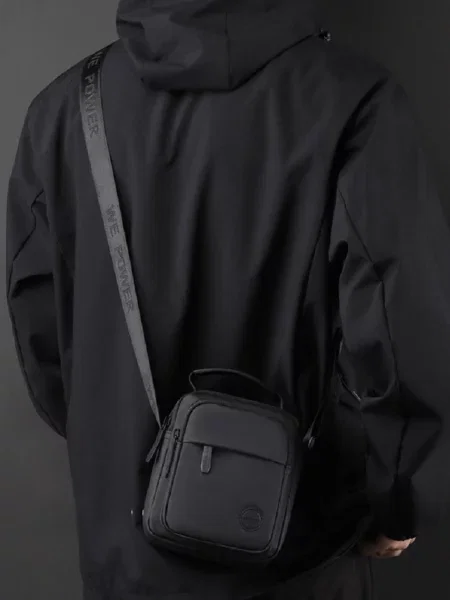 Сумка через плечо Royalbag черная