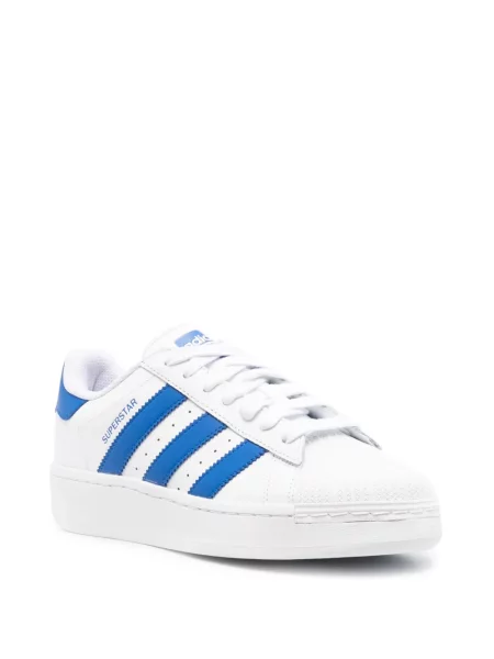 Nėriniuotos sportbačiai Adidas Superstar su raišteliais balta