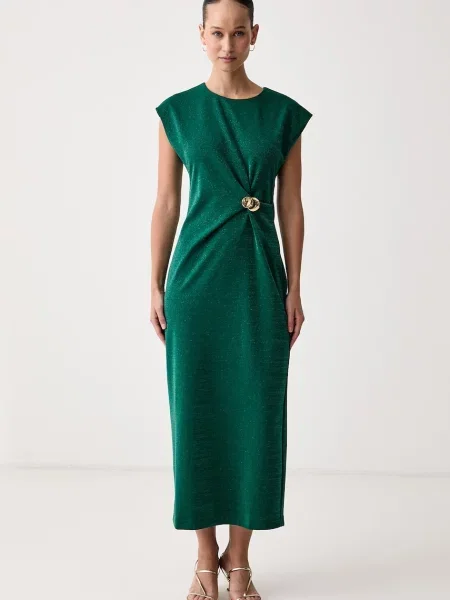 Lola Casademunt rochie verde