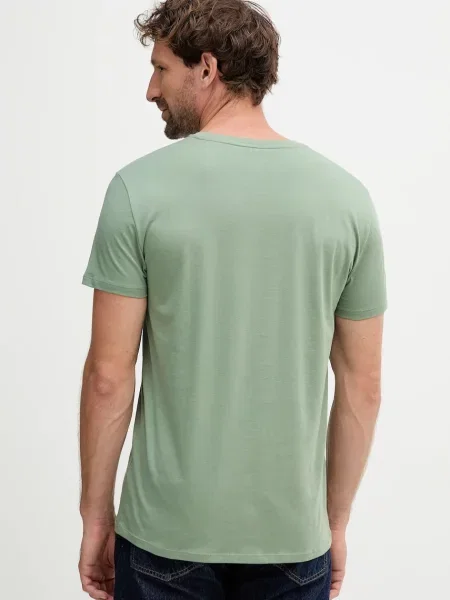 Однотонная футболка Lacoste белая
