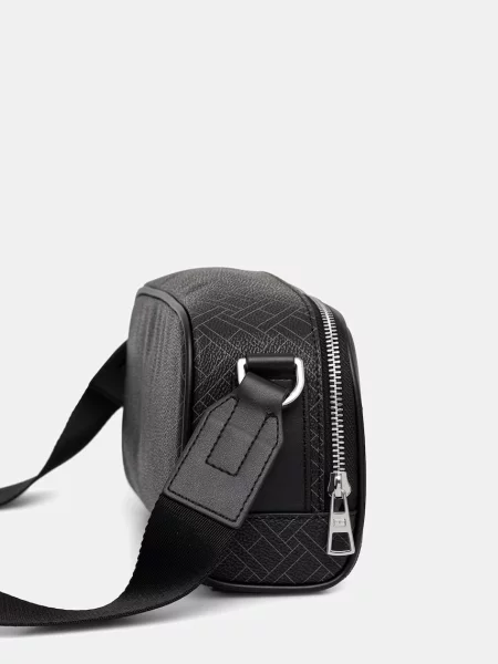 Geantă crossover Tommy Hilfiger Th Flag Monogram Camera Bag negru