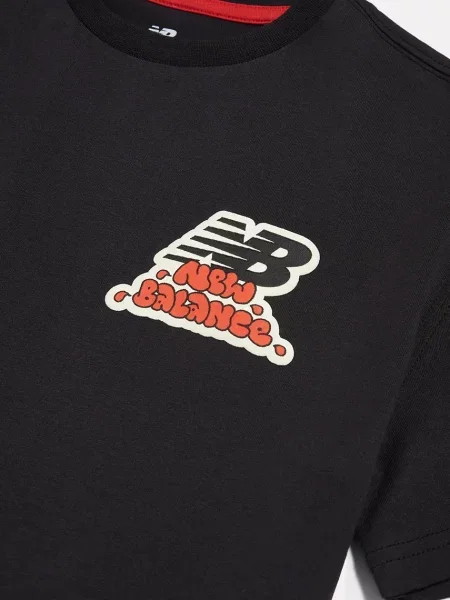 New Balance тениска за деца от черно