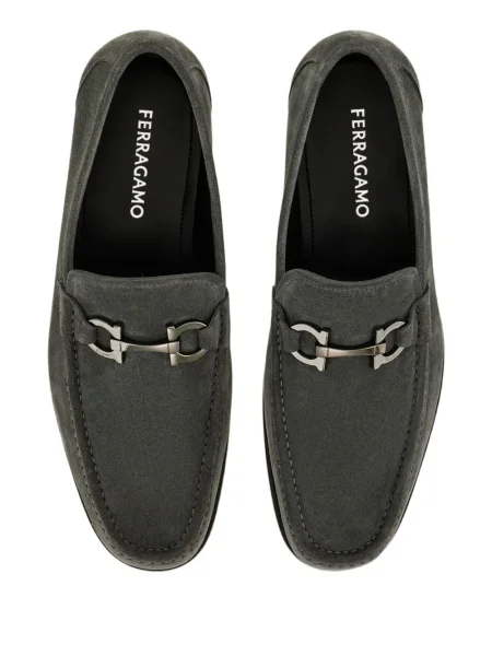 Pantofi loafer Ferragamo cu cataramă gri
