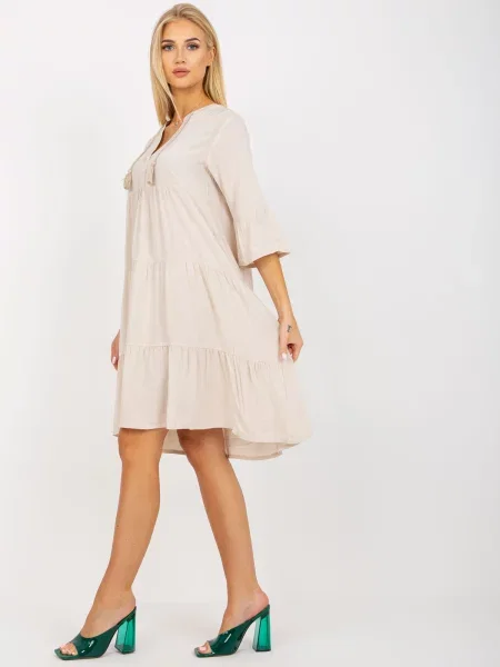 Rochie Fashionhunters cu volane de costum bej